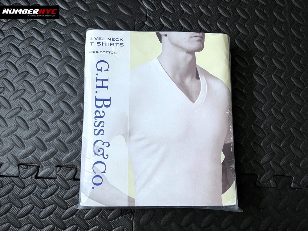 G.H. Bass & Co Men’s Cotton 3 Vee Neck T-Shirts XLarge White – 3Pack
