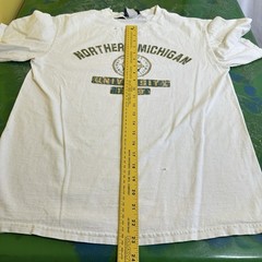 Vintage Distressed Northern Michigan University NMU JanSport Medium T-Shirt Tee