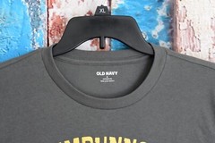 Men’s Old Navy Soft-Washed Graphic T-Shirt Crew Neck SMALL Stainless Steel NEW