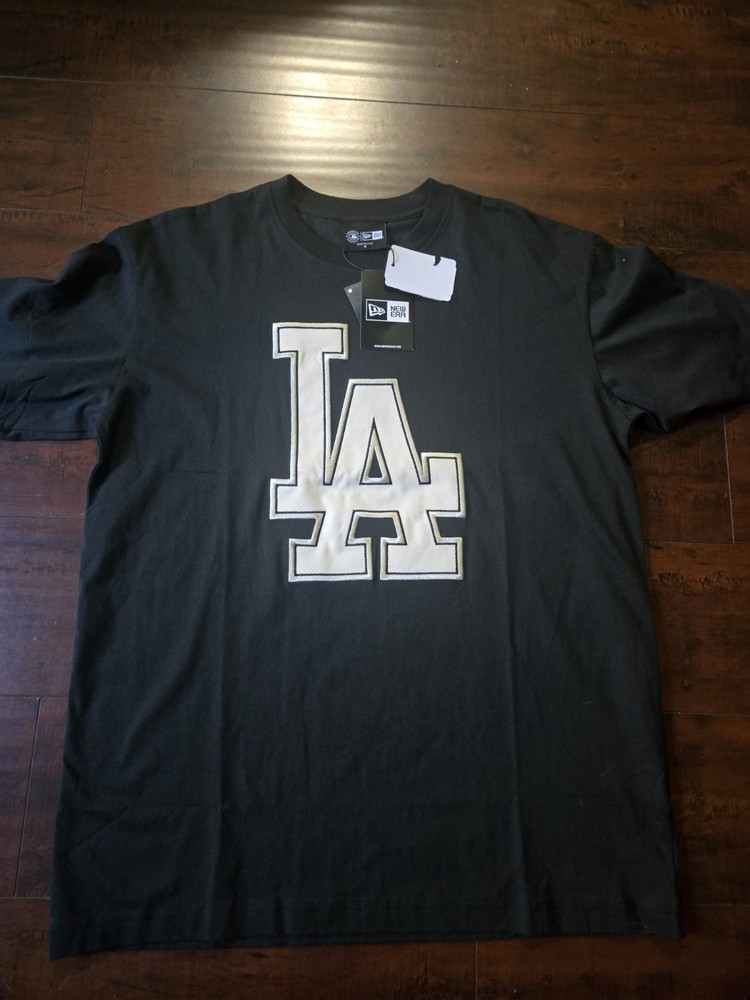 NWT Los Angeles Dodgers New Era LA Stitched Logo Shirt Size Mens Medium