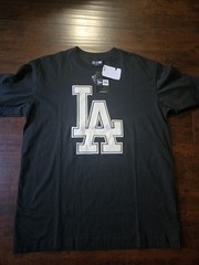 NWT Los Angeles Dodgers New Era LA Stitched Logo Shirt Size Mens Medium