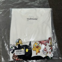 VeeFriends Exclusive Friends and Family Tee Size Large Brand New