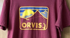 Orvis Graphic T-Shirt Sz L Fly Fishing Red Maroon Short Sleeve Mountains Men’s