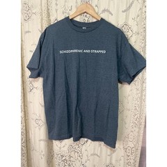 Gildan: schizophrenic and strapped tee