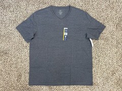 New George 3-PACK Men’s V-Neck T-shirt Tee Moisture Wicking Sz 42-44 LARGE (G2)