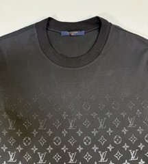 Louis Vuitton Monogram Gradient T-Shirt Black White Size M Italy #6