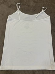 Bundle of 2 Mix seamless camisoles in classic black and white.
