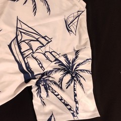 Men’s XL White/Blue Beach Tropical Sailboat Palm Tree Graphic Crewneck Tee