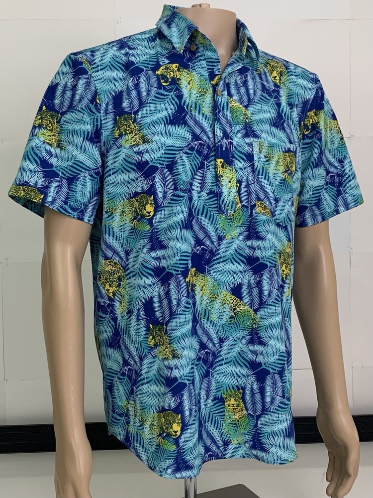 Chubbies Mens Weekend Casual Shirt Safari Cheetah Size Medium- EXCELLENT