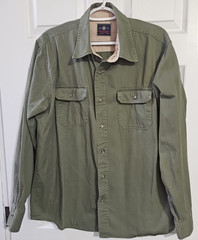 Wrangler Authentic Men’s Large Olive Green Long Sleeve Button Up Utility Shirt