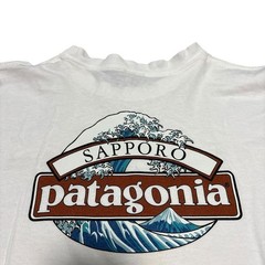 Patagonia Sapporo Hokusai Wave Vintage T-Shirt Made in USA Size M White