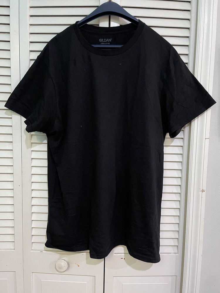 Mens Sz Medium Cotton Crew Neck T-Shirt Black Gildan A65