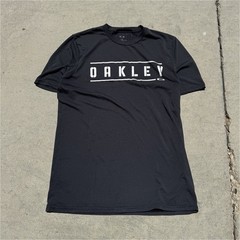 Oakley Men’s Black Regular Fit Crew Neck Short Sleeve Logo Graphic T-Shirt M