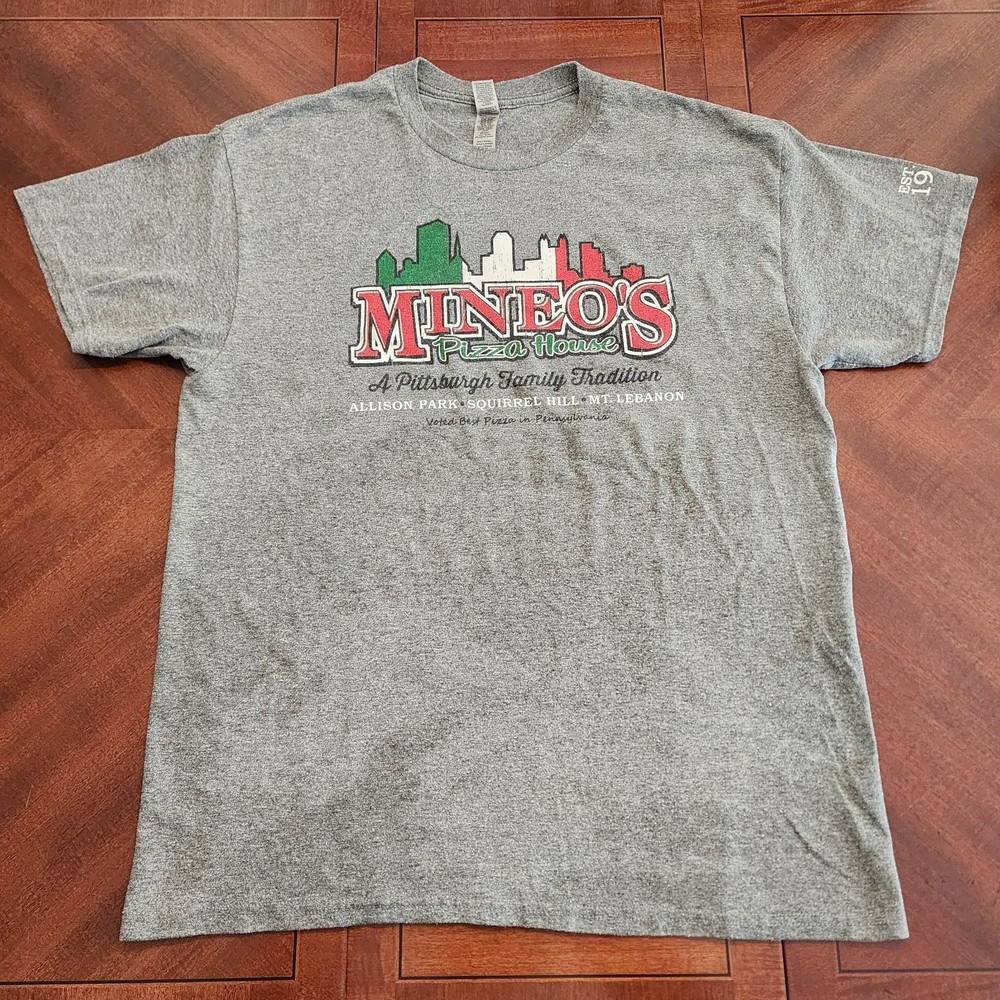 Mineo’s Pizza House Shirt L Pittsburgh Family Tradition Gray Gildan Heavy Cotton
