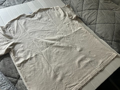 ADIDAS TREFOIL SIZE XL OFFWHITE OR CREAM SHORT SLEEVE T-SHIRT.SEE DESCRIPTION