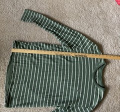 American Eagle Outfitters Men’s M Long Sleeve Crew Neck Striped Logo T-Shirt