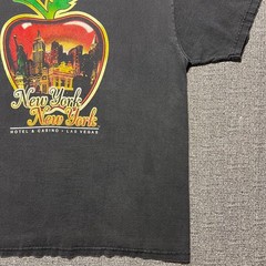 Vintage 90s New York New York Hotel Casino T Shirt XL Las Vegas Skyline USA Tag