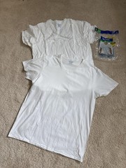 Gildan V-Necks Undershirt Mens Size Large White Cotton Tag Free 6 Pack T Shirts