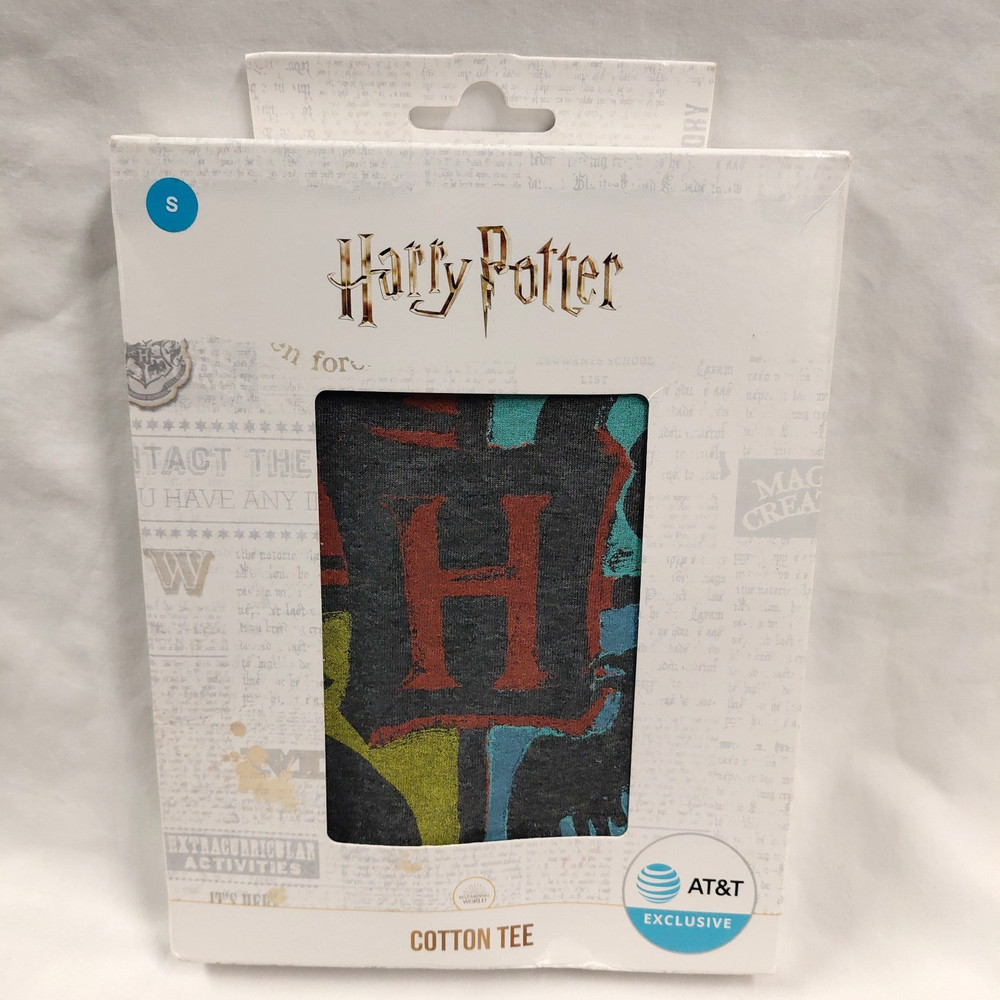Mens Harry Potter Hogwarts Shield Crest Shirt Size S Small AT&T Exclusive NIB