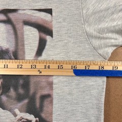 Official Bruce Lee Enter the Dragon Graphic T-Shirt Men’s Medium Heather Gray