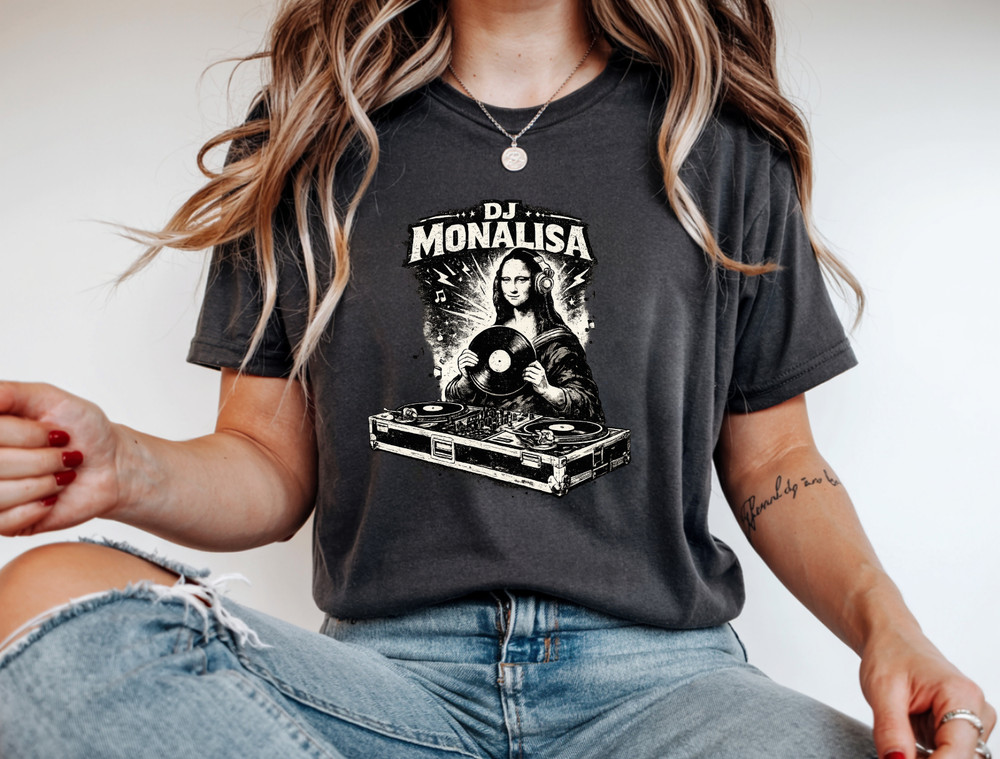 DJ Mona Lisa T-Shirt Funny Music Art Vinyl Record DJ Graphic Tee