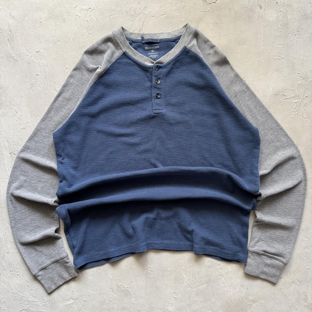 Vintage 2000s North Crest Two Tone Blue Gray Boxy Indie Henley Thermal