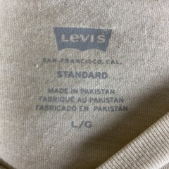 Levi’s T-Shirt Men’s Large Beige Cotton Polyester Viscose Crew Neck