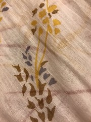 WOMENS SCARF. LARGE 100% COTTON. LIGHT & COMFORTABLE TO WEAR