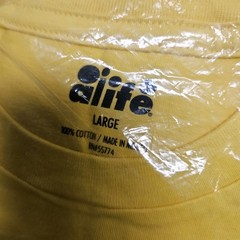 RARE ALIFE Rivington Club NYC Tee ‘Yellow Eyes’ T-Shirt ‘2017’ / Size Large