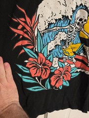 Brooklyn Vertical Size Small Black Skeleton Surfer Vintage Wave Macy’s Cool