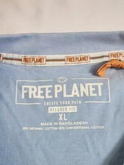 Free Planet T-Shirt Mens XL Blue Short Sleeve Causal Active Outdoor Top New, NWT