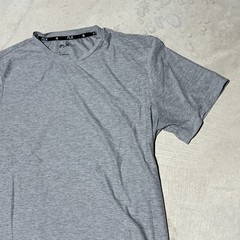 FLX Men’s SZ Medium Stretch Crewneck Urban Commuter Shirt Grey Soft Wicking