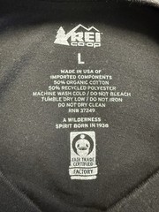 Vintage REI Co-op T-Shirt Men’s L Black Tent Packs & Trail Supplies Graphic