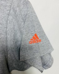 Adidas Mens Size L T-Shirt The Go-to Tee Gray Short Sleeves Football