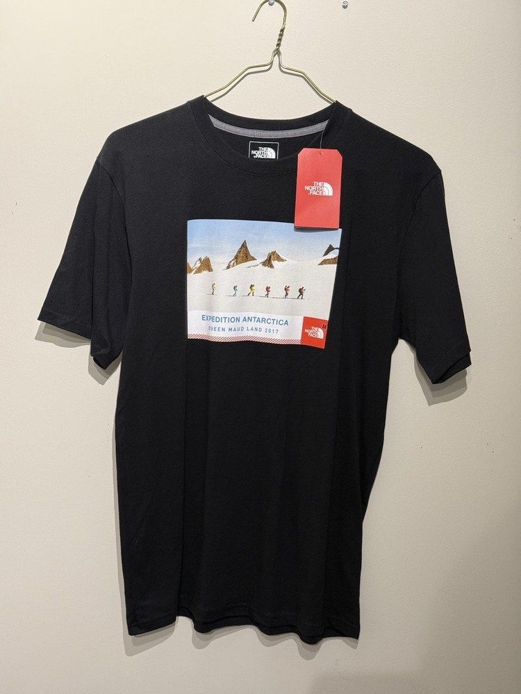 New The North Face Tshirt – Antarctica Expedition Graphic, Medium, Rare