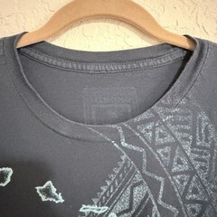 Hinano Hawaii Tahitian Crew Neck Navy Shirt Men’s M Polynesian Graphic Islands