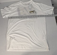 Under Armour UA Body Shop Men’s White Graphic T-Shirt Size LG NWT