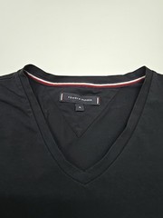 Tommy Hilfiger Mens T Shirt Black V Neck Slim XL No Tags
