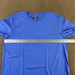 Gildan Men’s Size Large Softstyle Blue Short Sleeve T-Shirt New