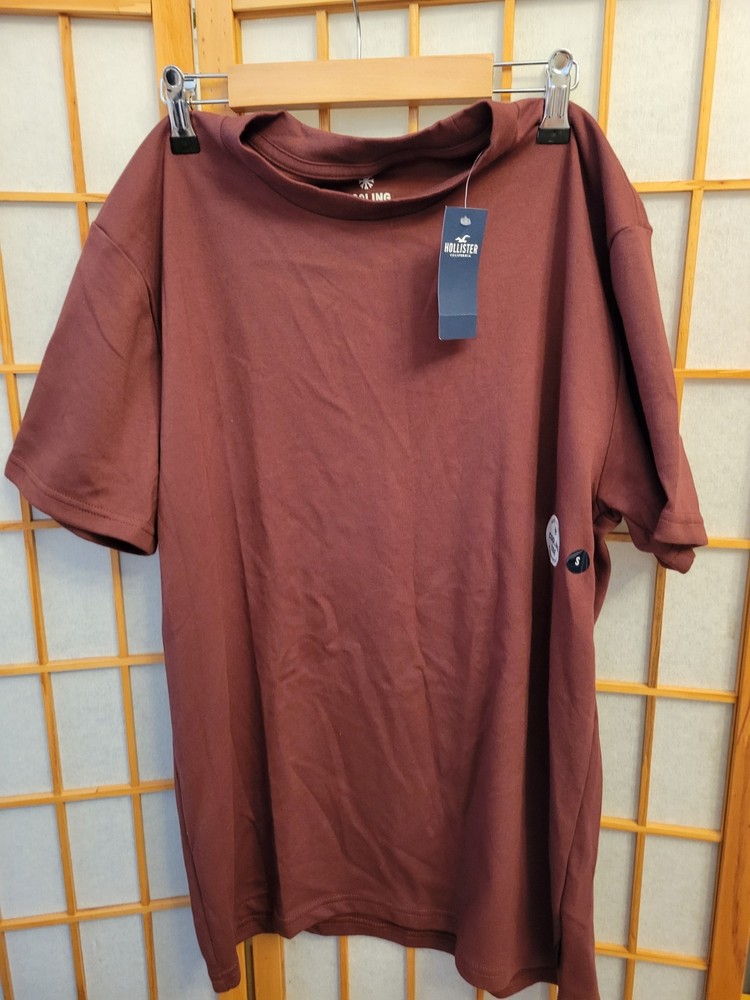 Hollister Cooling Tee Men’s Crew Neck Short Sleeve Solid Brown T-Shirt Size S