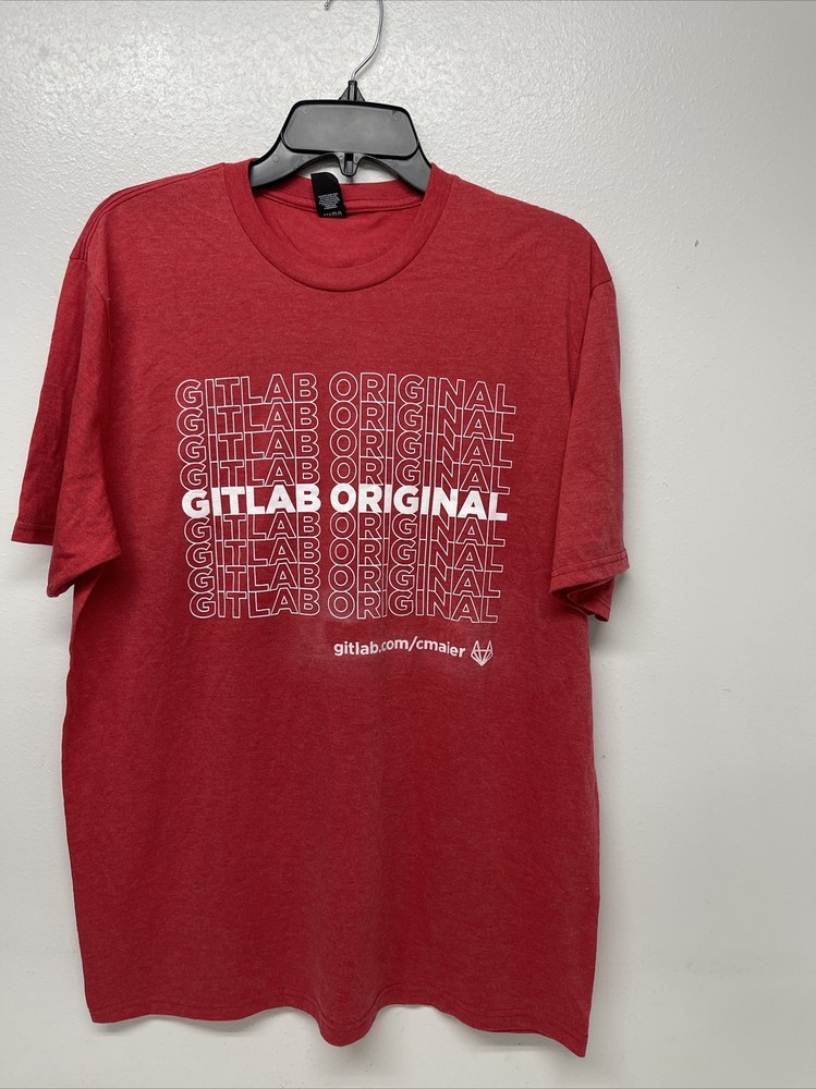 District Made Mens Graphic Printed T-shirt Red Large Short Sleeve NWOT