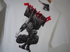 Berserk Dark Fantasy Horror Manga Uniqlo T Shirt Size Medium New