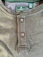 G.H. Bass & Co. Men’s Green Henley Shirt Size: L / Olive Green