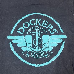 Vintage Dockers Levi’s Men’s Single Stitch Graphic T-Shirt Size S/M 90’s Black