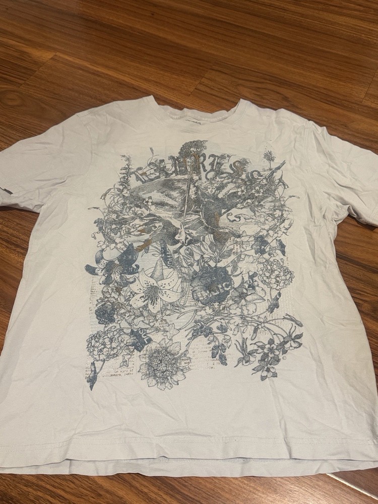 Bundle 3 Express Graphic Crew Neck Short Sleeve Knit T-Shirt Size M
