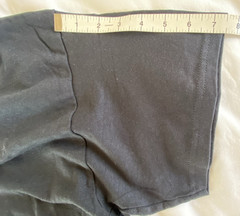 Gildan 100%cotton Heavy Weight tee shirts BLACK NEW WITHOUT TAGS.