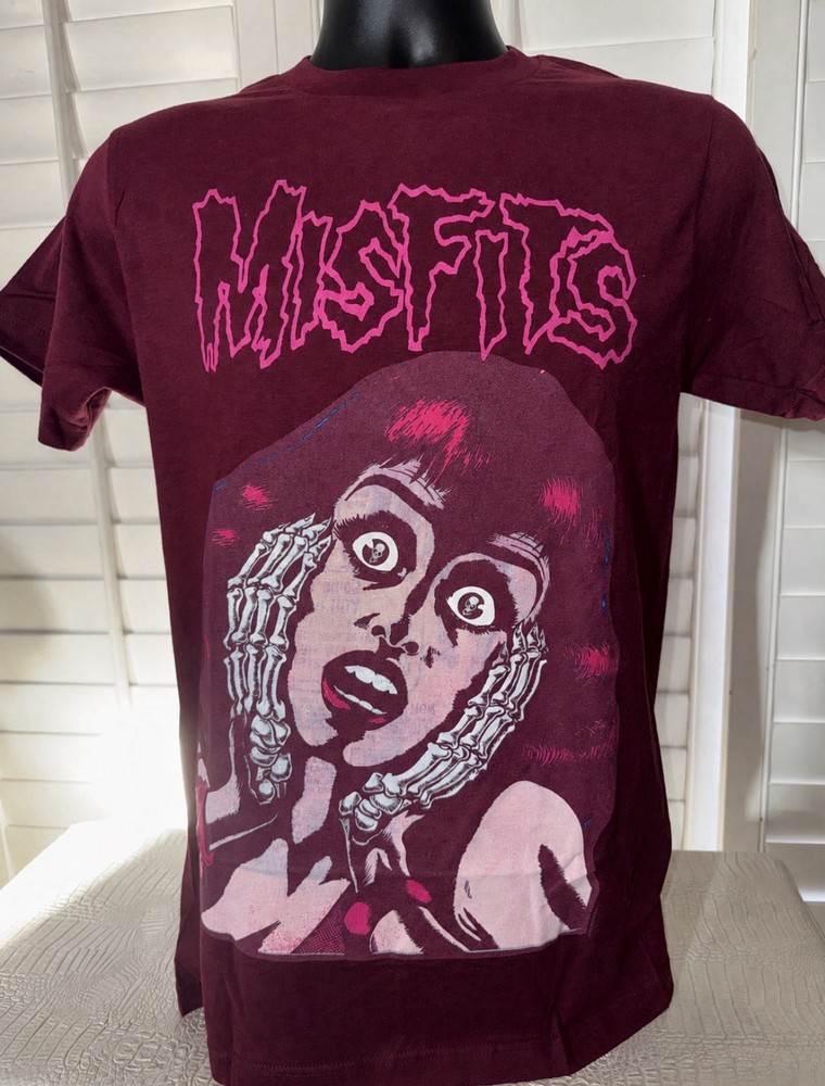 Misfits T-Shirt Mens XL Maroon Scared BF Horror Punk Rock Hot Topic New Tag