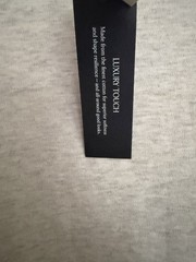 NEW Banana Republic Men’s LUXURY-TOUCH T-SHIRT Color: Oatmeal Small NWT $50