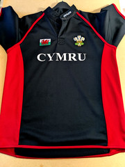 Wales Rugby Shirt Mens Small (measurements inc) Black Cymru Welsh