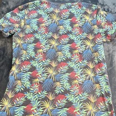 Free Planet Regular Fit Crew Neck Short Sleeve Pocket T-Shirt Tropical Floral L
